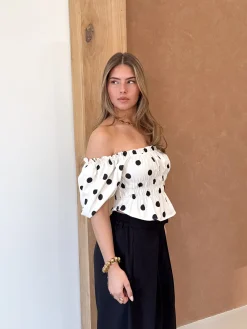 Abby polkadots top wit