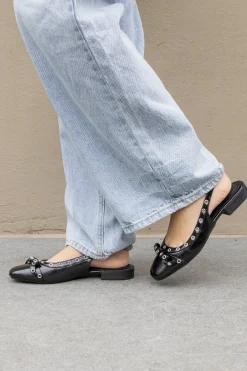 Ballerina slingback studs zwart