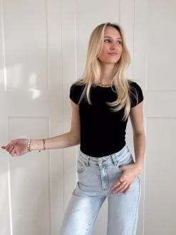 Basic top Iris zwart
