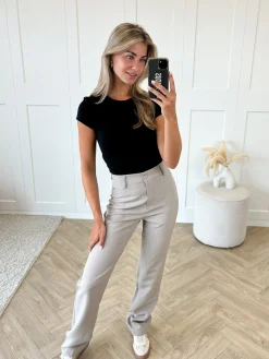 Basic top zwart
