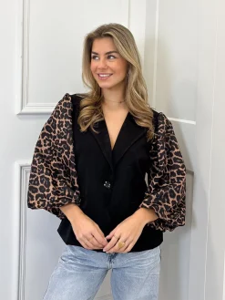 Blazer Leopard sleeve