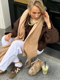 Cozy sjaal camel