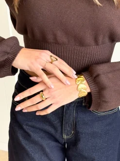 Embrace armband gold
