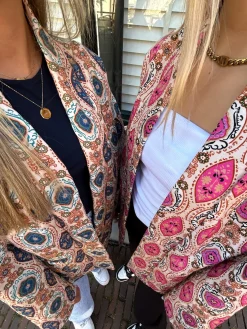 Jas Maeve roze
