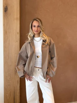 Millie jas licht camel