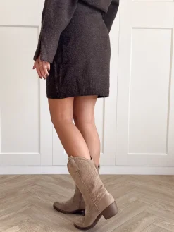 Rok Livia bruin