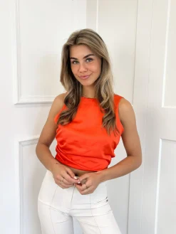 Satin wrap top Jill oranje