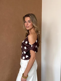 Stippen top off shoulder Polka