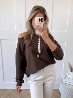 Sweater Aya Bruin
