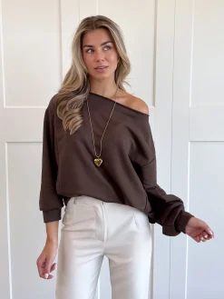 Sweater Aya Bruin