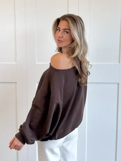 Sweater Aya Bruin