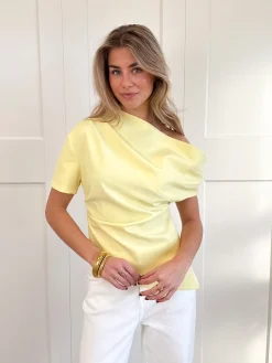 Top off shoulder Candice geel