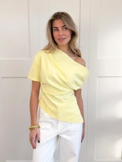 Top off shoulder Candice geel