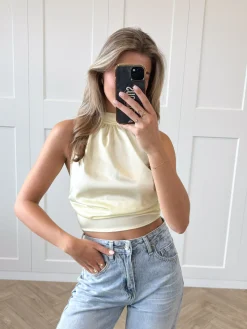 Top Scarlet geel