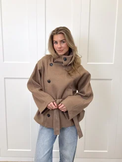 Trenchcoat Leonie camel